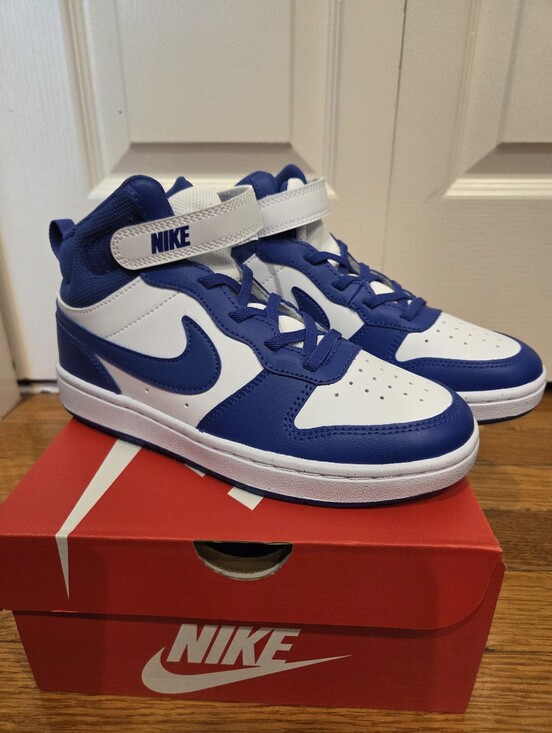 Nike Other - Nike Children's Size 5 Court Borough Mid 2 Shoe NEW IN BOX